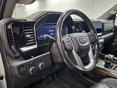 Used 2022 GMC Sierra 1500 Elevation w/ Elevation Premium Package AWD/4WD image 14