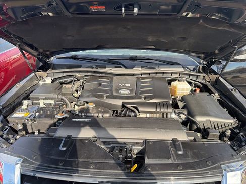 Used 2022 Nissan Armada SV image 10