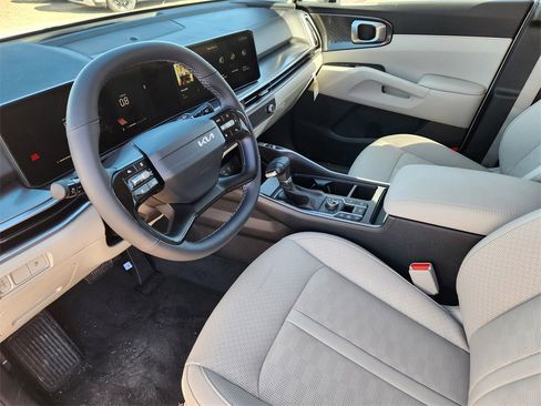 New 2026 Kia Sorento S image 7