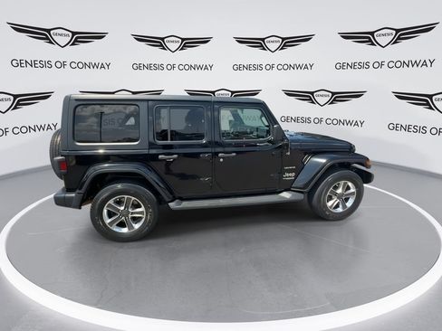 Used 2020 Jeep Wrangler Unlimited Sahara AWD/4WD image 8