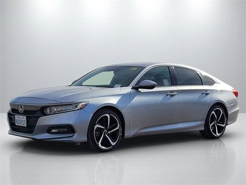 Used 2018 Honda Accord Sport image 8