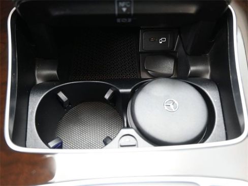 Used 2023 Mercedes-Benz E 350 E 350 image 3