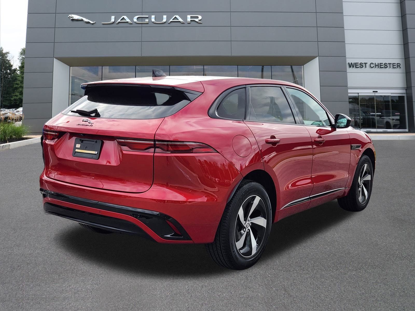 Certified 2025 Jaguar F-PACE R-Dynamic S AWD/4WD image 4