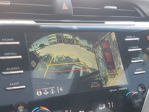 Used 2018 Toyota Camry XSE w/ Driver Assist Package image 31