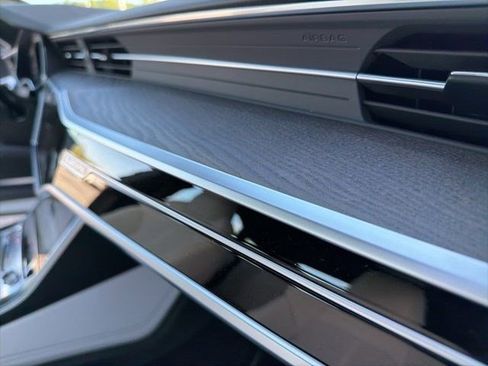 Used 2025 Audi RS 7 Performance image 30