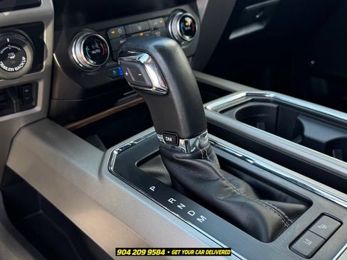 Used 2020 Ford F150 Lariat w/ Equipment Group 502A Luxury AWD/4WD image 17