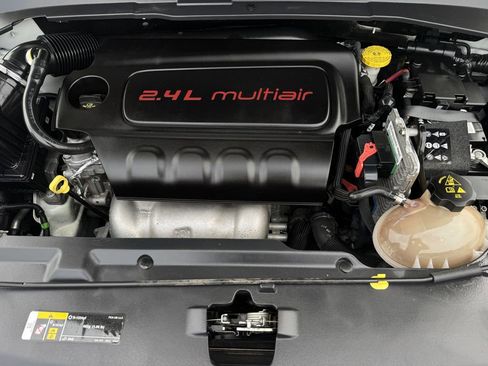 Used 2018 Jeep Compass Limited AWD/4WD image 29