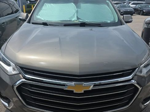 Used 2018 Chevrolet Traverse LT FWD image 5
