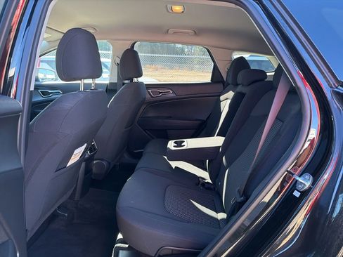 Certified 2024 Kia Sportage LX image 25