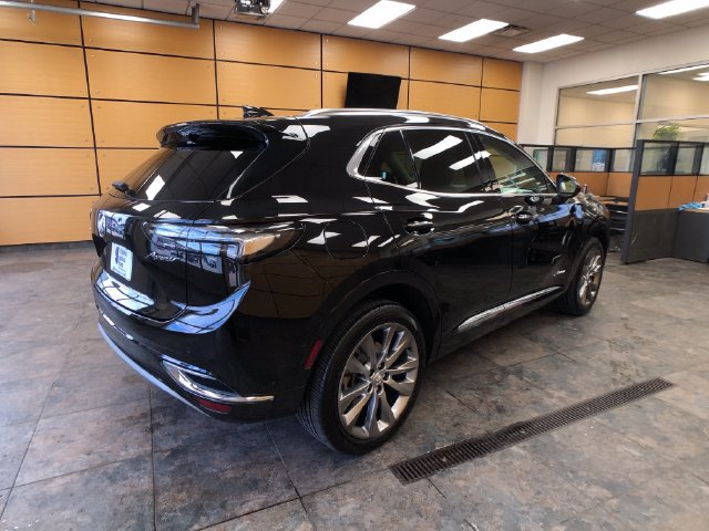 Used 2022 Buick Envision Avenir w/ Technology Package II AWD/4WD image 7