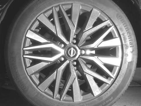 Used 2025 Nissan Altima 2.5 SV FWD image 14