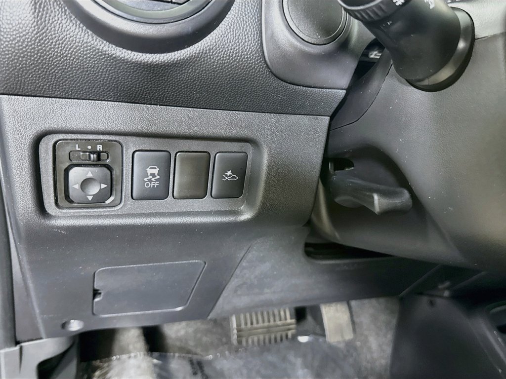 Used 2024 Mitsubishi Mirage ES FWD image 17