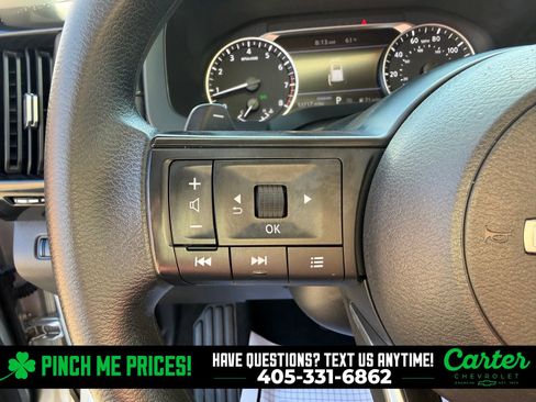 Used 2024 Nissan Pathfinder S image 20