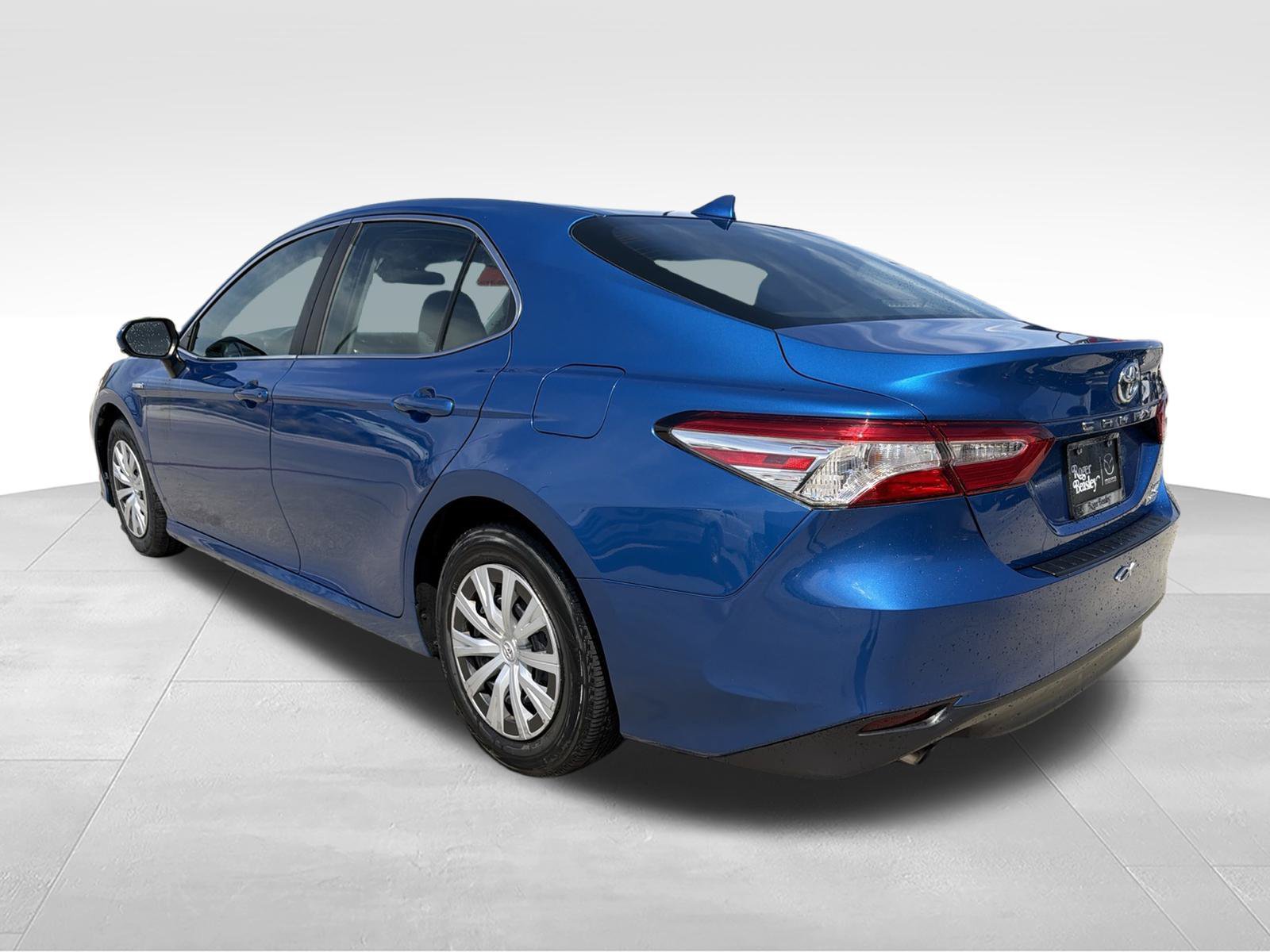 Used 2020 Toyota Camry LE FWD image 7