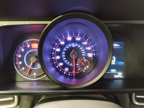 Used 2023 Hyundai Elantra SEL image 23