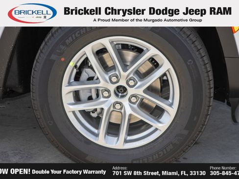 New 2025 Jeep Grand Cherokee Laredo X image 37