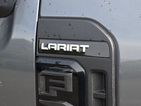 Used 2024 Ford F250 Lariat w/ Lariat Ultimate Package AWD/4WD image 5