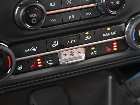 Used 2024 Ford Bronco Wildtrak AWD/4WD image 40