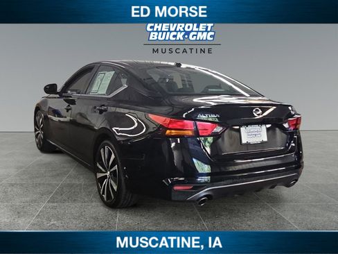 Used 2022 Nissan Altima 2.5 SR image 3