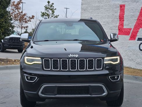 Used 2019 Jeep Grand Cherokee Limited w/ Luxury Group II image 2