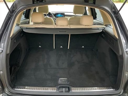 Used 2020 Mercedes-Benz GLC 300 w/ Premium Package image 16
