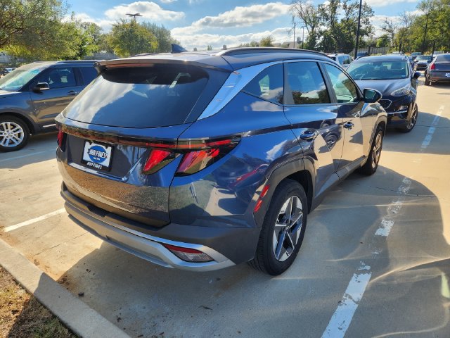 Used 2025 Hyundai Tucson SEL FWD image 4