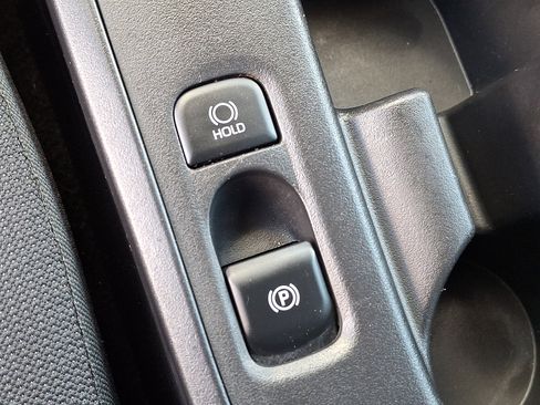 Used 2025 Toyota Corolla LE FWD image 24