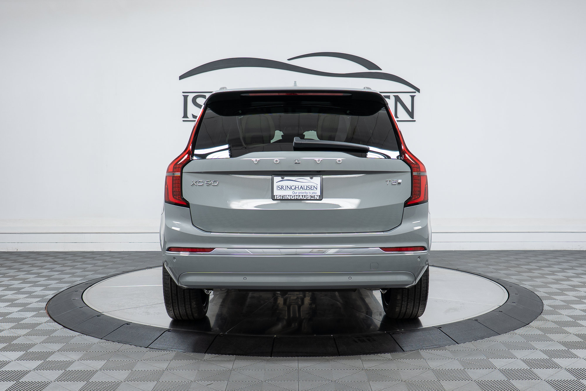 New 2026 Volvo XC90 T8 Plus w/ Protection Package Premier AWD/4WD image 6