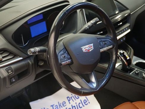 Used 2023 Cadillac CT4 Premium Luxury image 12