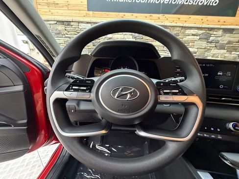 Certified 2023 Hyundai Elantra SEL w/ Preferred Accessory Package image 16