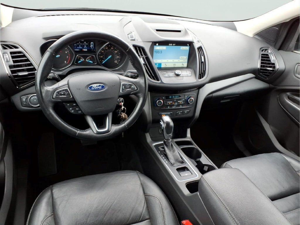 Used 2018 Ford Escape SEL FWD image 12