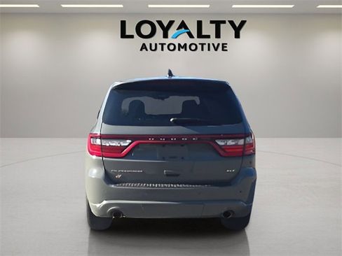 Used 2023 Dodge Durango GT image 4