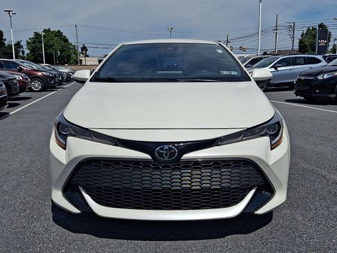 Used 2019 Toyota Corolla SE FWD image 2