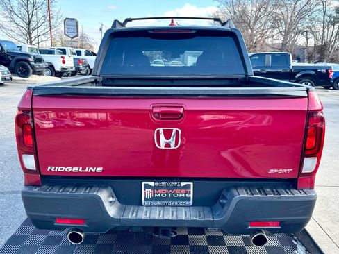 Used 2021 Honda Ridgeline Sport image 10