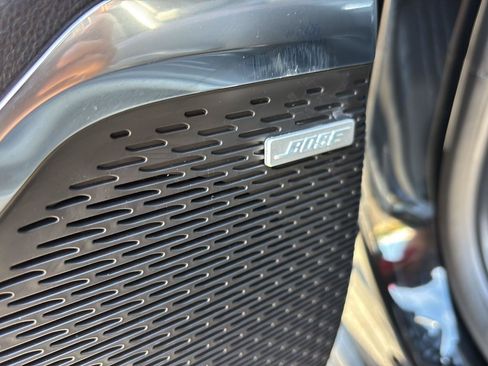 Used 2025 Chevrolet Traverse RS w/ LPO, Floor Liner Package FWD image 32