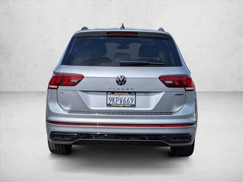 Used 2024 Volkswagen Tiguan SE R-Line AWD/4WD image 7