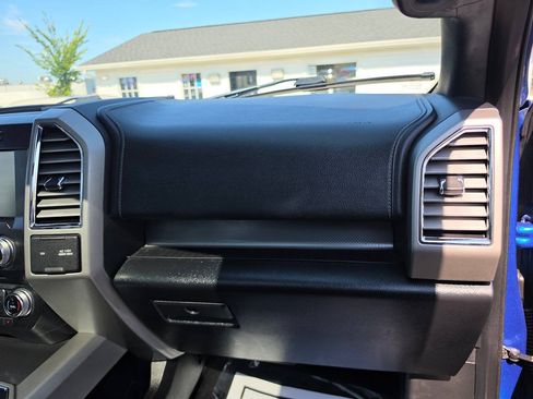 Used 2015 Ford F150 Lariat w/ Equipment Group 502A Luxury AWD/4WD image 77