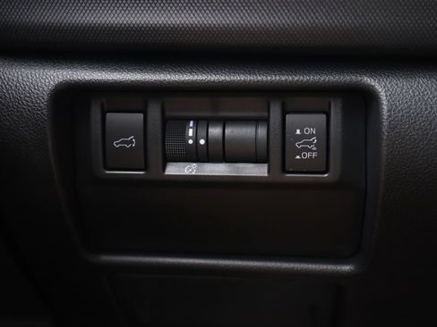 Certified 2025 Subaru Forester Touring w/ Popular Package - Touring AWD/4WD image 22