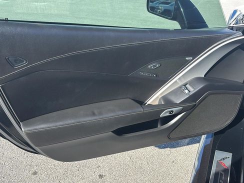 Used 2019 Chevrolet Corvette Z06 image 14