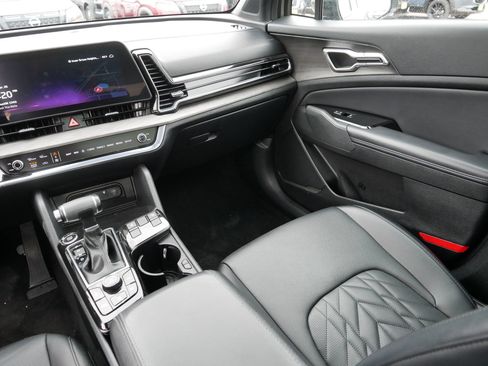 Certified 2023 Kia Sportage X-Line w/ X-Line Premium Package image 11