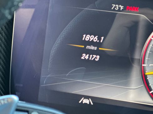 Used 2024 Mercedes-Benz G 63 AMG 4MATIC image 17