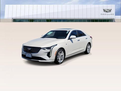 Certified 2023 Cadillac CT4 Luxury w/ Sun And Sound Package RWD image 4