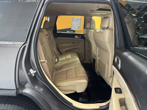 Used 2014 Jeep Grand Cherokee Limited AWD/4WD image 19
