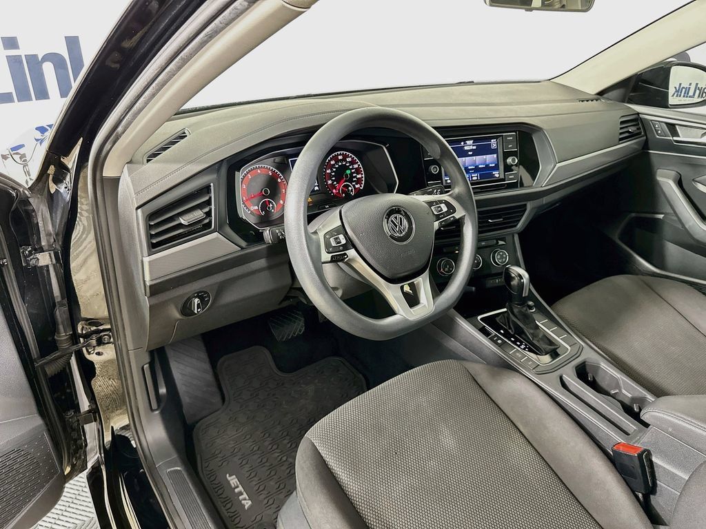 Used 2021 Volkswagen Jetta S w/ Driver Assistance Package FWD image 10