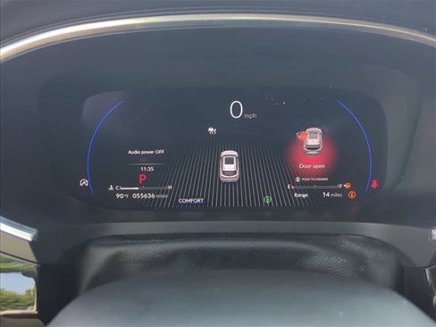 Used 2025 Acura MDX FWD w/ Technology Package image 12