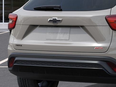 New 2026 Chevrolet Trax RS w/ Driver Confidence Package FWD image 14