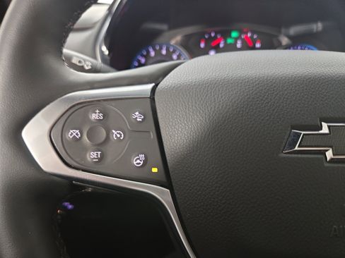 Used 2023 Chevrolet Traverse RS image 16