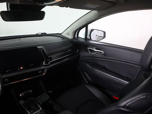 Used 2024 Kia Sportage EX image 35