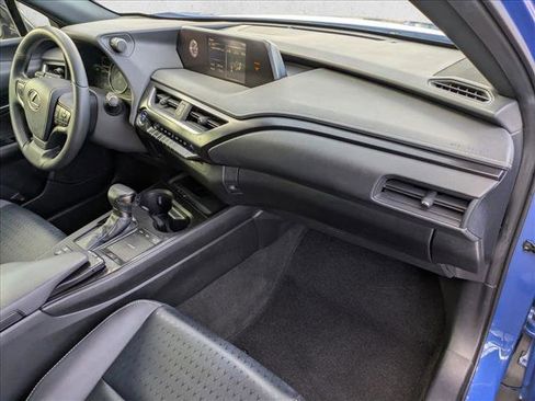 Used 2022 Lexus UX 250h image 22