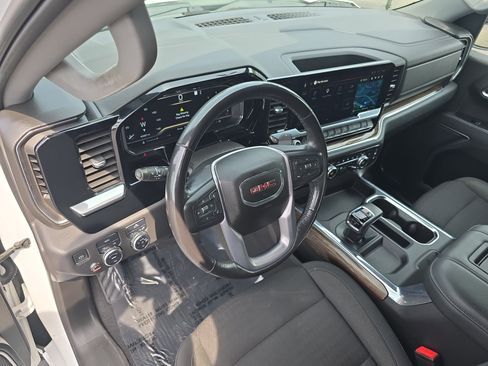 Used 2022 GMC Sierra 1500 Elevation AWD/4WD image 15